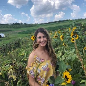 Meet your Posher, Annie